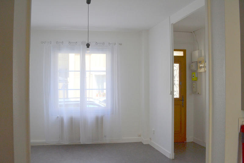 Maison - 92 m² - 5 pièces