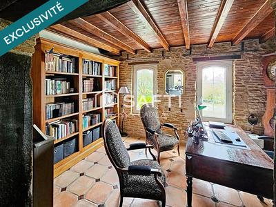 Maison - 400 m² - 12 pièces