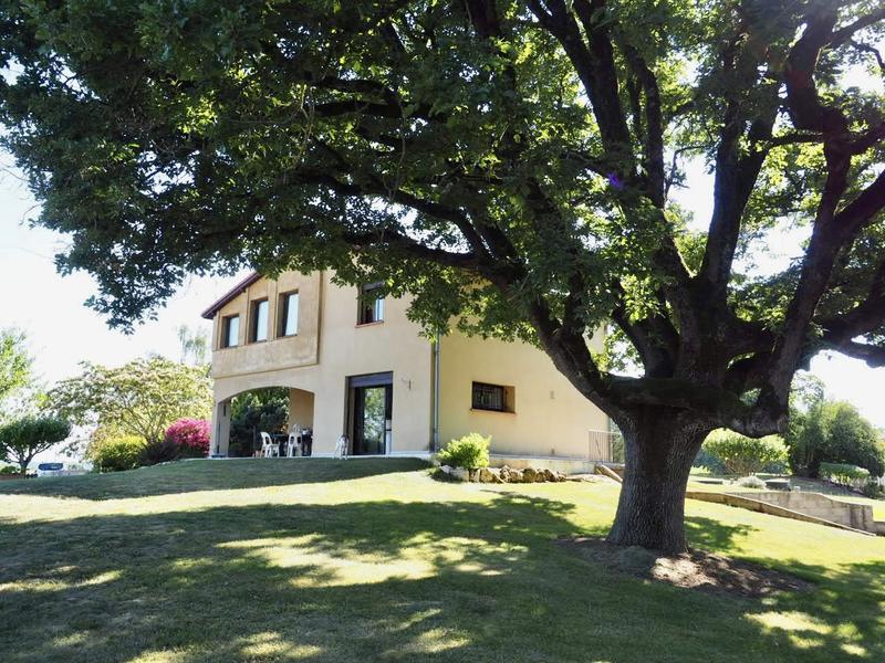 Maison - 160 m² - 5 pièces