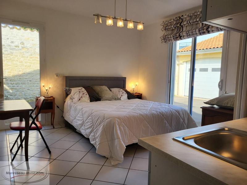 Propriété - 210 m² - 11 pièces