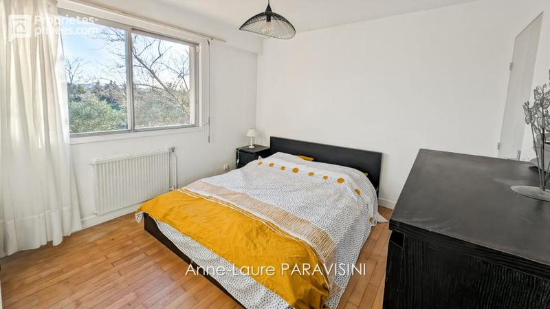 Maison - 205 m² - 5 pièces