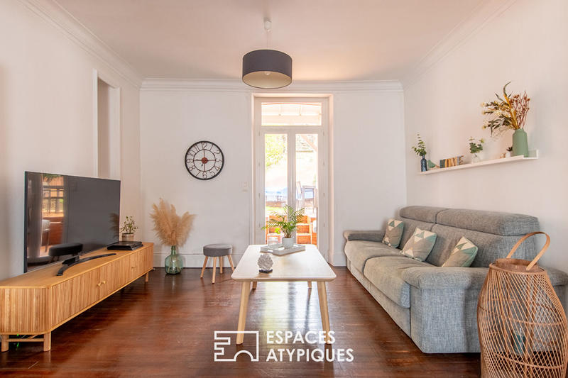 Maison - 201 m² - 9 pièces