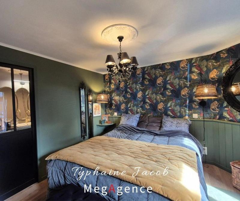 Maison - 173 m² - 9 pièces