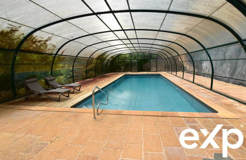 Maison traditionnelle - 201 m²