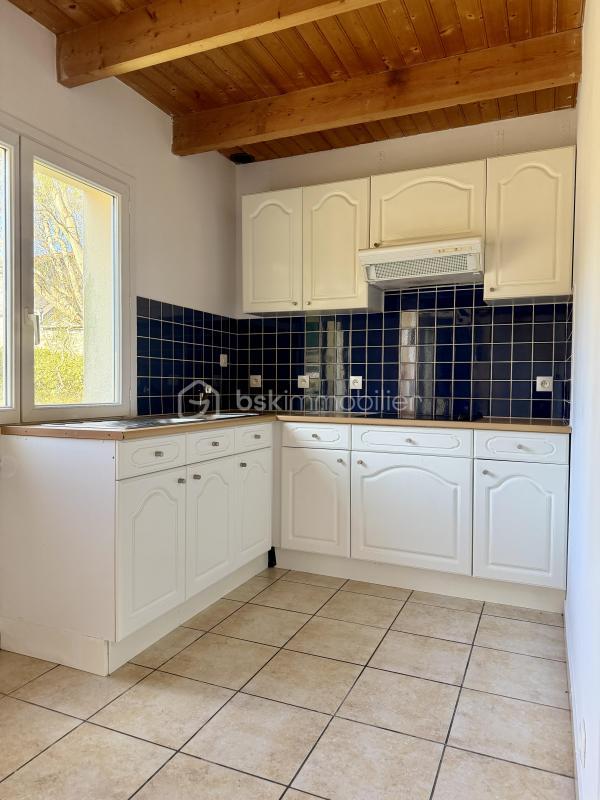 Maison - 350 m² - 25 pièces