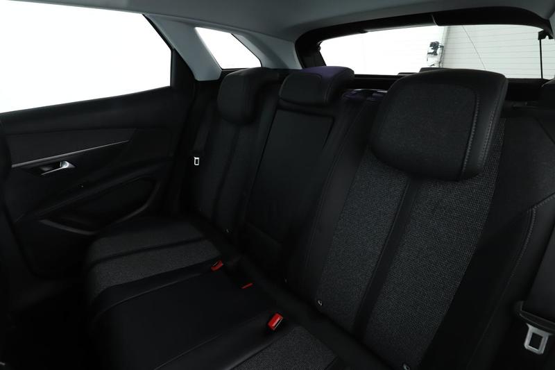 Peugeot 3008 1.5 Blue-HDi Allure 130 ch