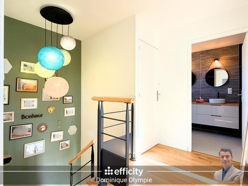 Maison - 127 m² - 6 pièces