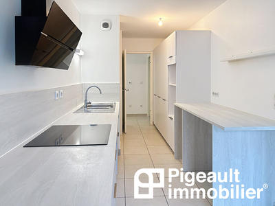 Appartement - 95 m² - 4 pièces