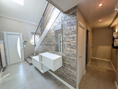 Maison - 196 m² - 7 pièces