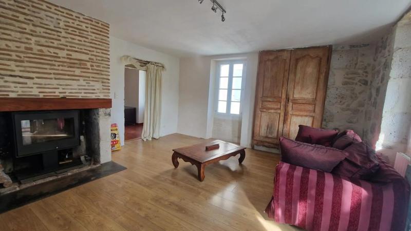 Maison de village - 180 m² - 7 pièces