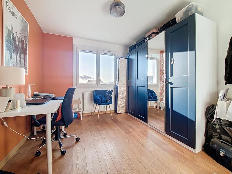 Maison - 104 m² - 5 pièces