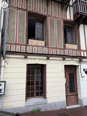 Maison - 97 m² - 6 pièces