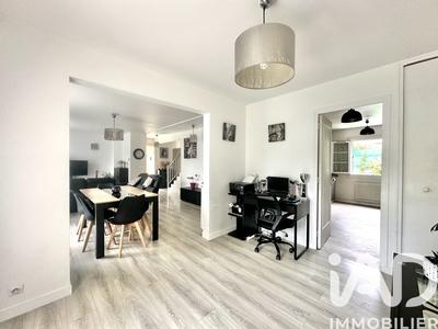 Maison - 122 m² - 6 pièces