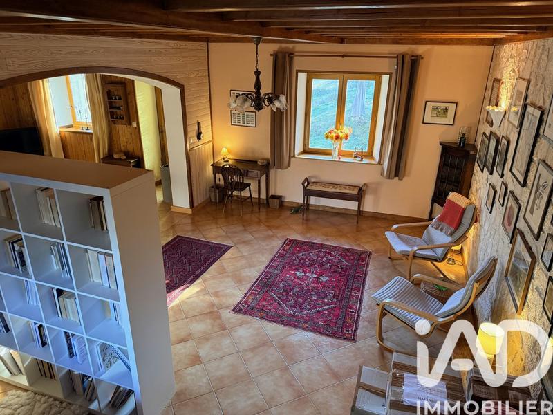 Maison - 128 m² - 4 pièces