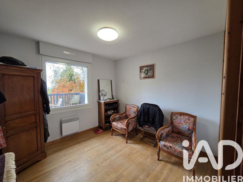 Maison - 204 m² - 7 pièces