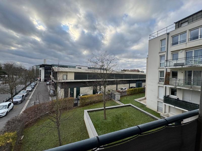 Appartement - 75 m² - 3 pièces