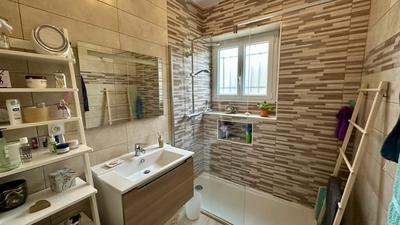 Maison - 98 m² - 4 pièces