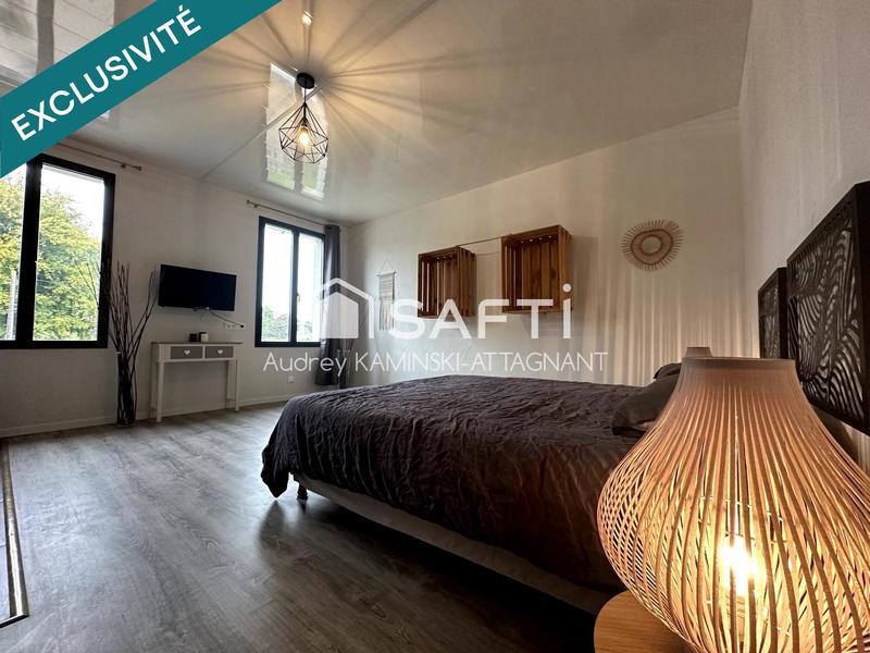 Maison - 256 m² - 9 pièces