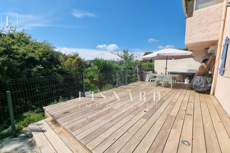 Maison - 108 m² - 4 pièces