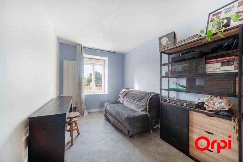 Maison - 215 m² - 6 pièces