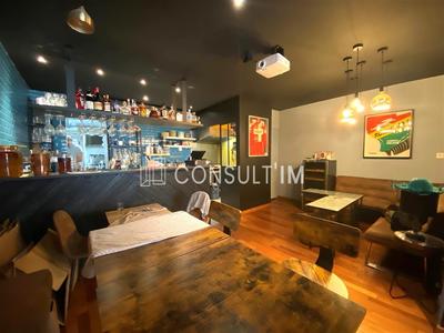 Local commercial - 84 m²