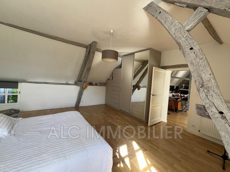 Propriété - 206 m² - 5 pièces