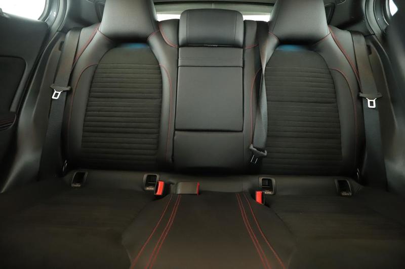 Mercedes Gla 200 Fascination 7g-Dct 156 ch