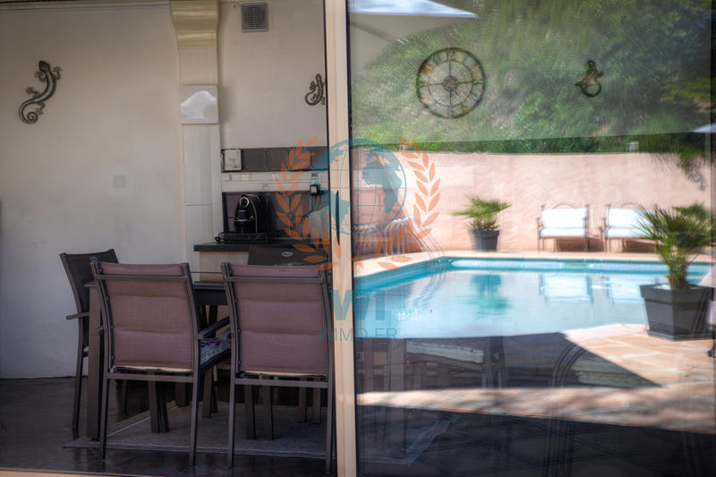 Maison - 165 m² - 6 pièces