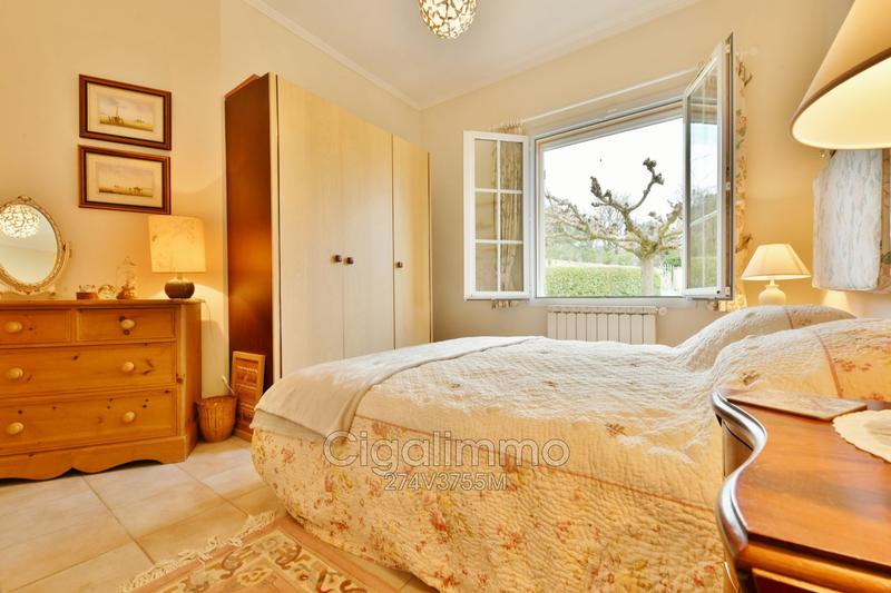 Villa - 140 m² - 6 pièces