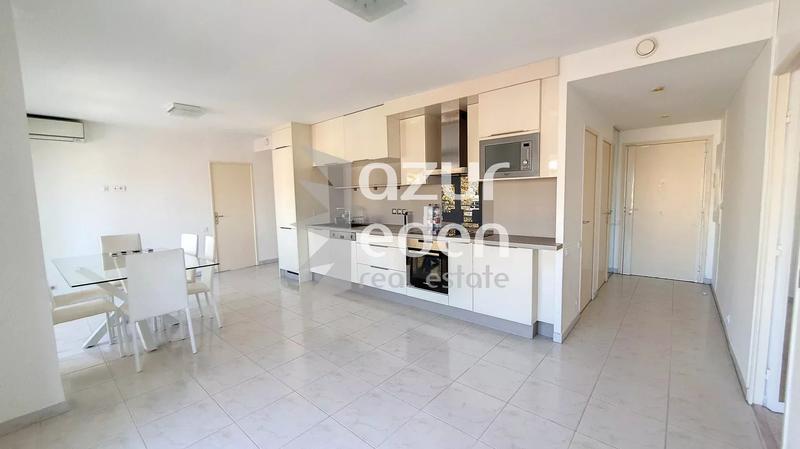 Appartement - 79 m² - 3 pièces