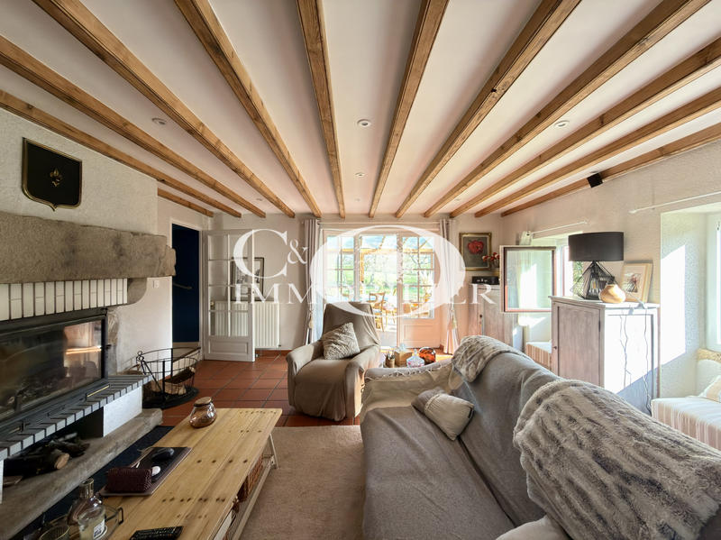 Maison de village - 209 m² - 7 pièces