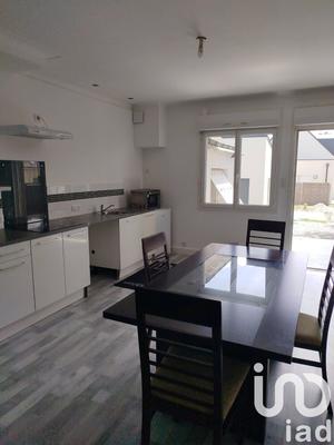 Maison - 98 m² - 4 pièces