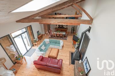 Maison - 318 m² - 11 pièces