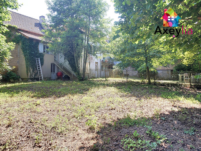 Maison - 200 m² - 7 pièces