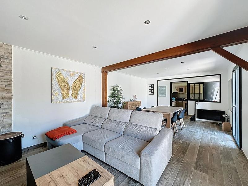 Maison - 115 m² - 5 pièces