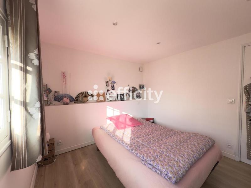 Villa - 267 m² - 11 pièces