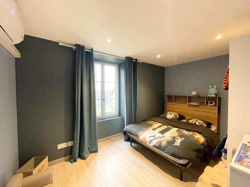 Maison - 206 m² - 6 pièces