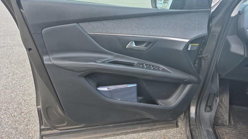 Peugeot 3008 1.6 BlueHDi 120 Eat6 Allure