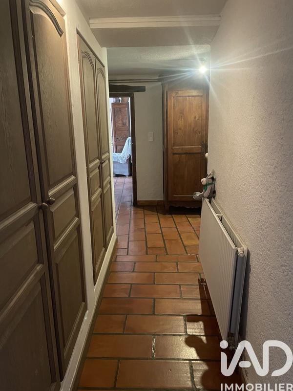 Maison - 230 m² - 6 pièces