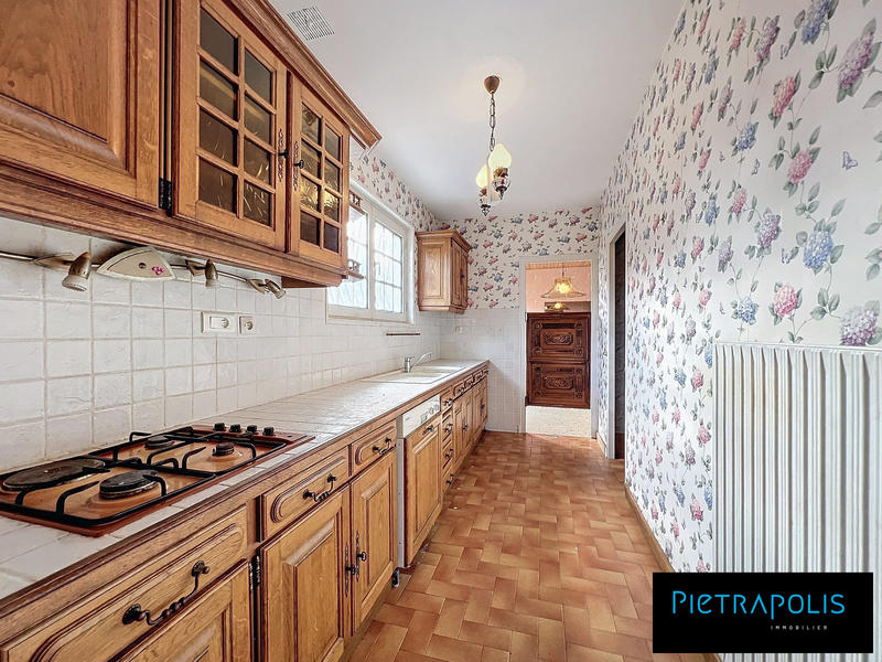 Maison traditionnelle - 132 m² - 6 pièces