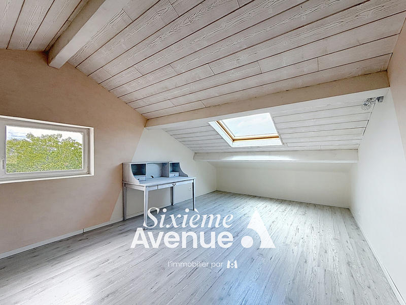 Maison - 111 m² - 4 pièces