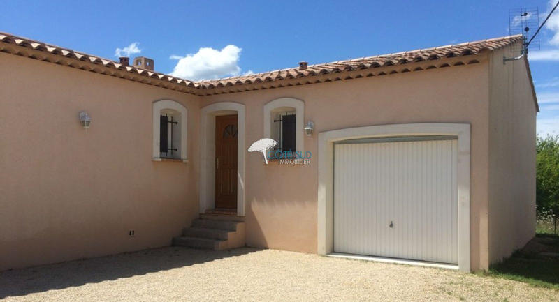 Maison - 93 m² - 5 pièces