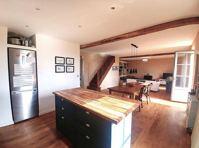 Maison - 175 m² - 6 pièces