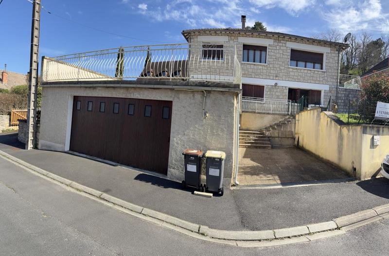 Maison - 175 m² - 6 pièces