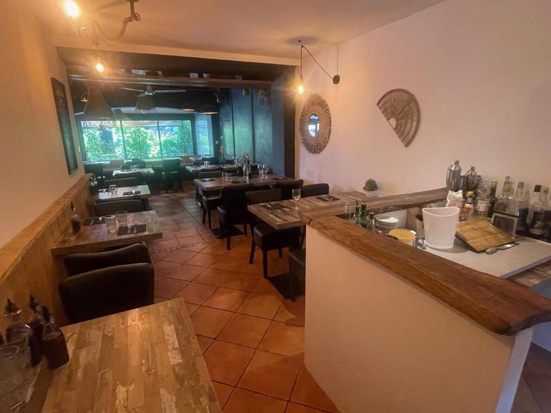 Local commercial - 110 m²