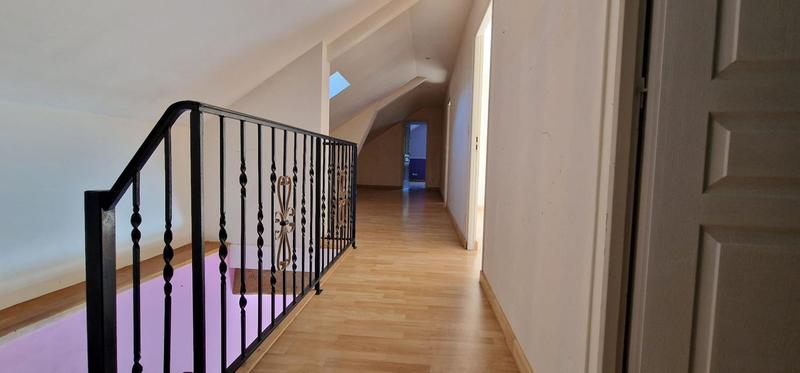 Maison - 162 m² - 5 pièces