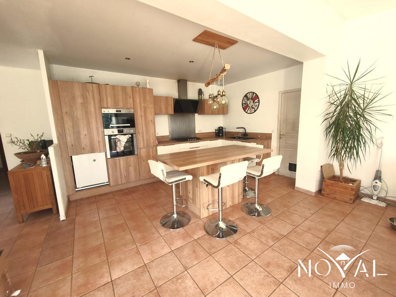 Maison - 152 m² - 5 pièces