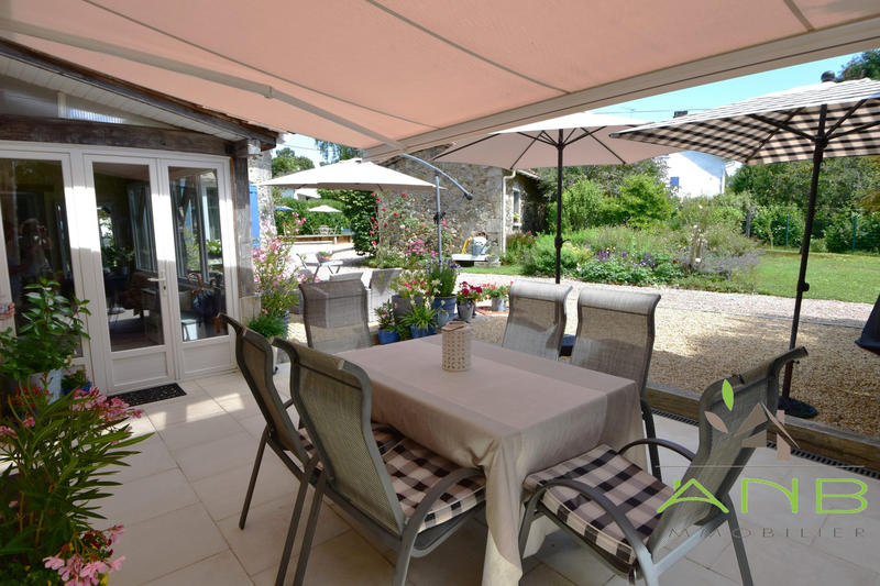 Maison - 157 m² - 8 pièces