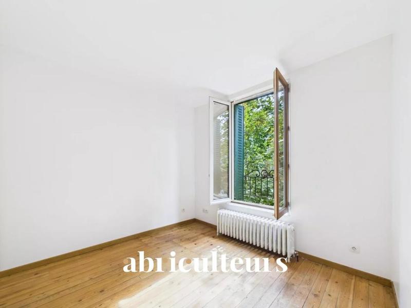 Maison - 92 m² - 7 pièces