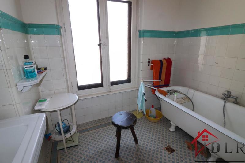 Maison - 200 m² - 7 pièces